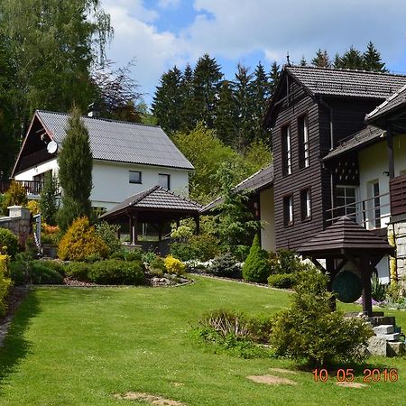 Privat Pod Skalkou Hotel Velke Losiny Exterior photo